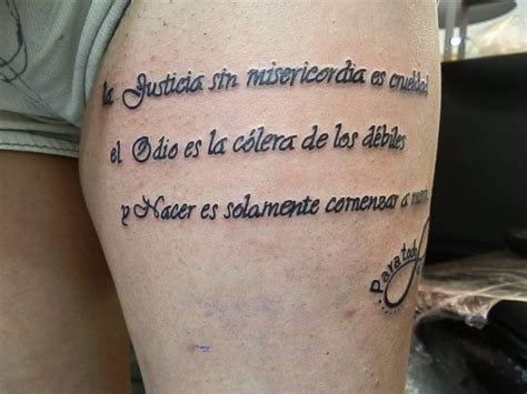 tatuajes frases en la pierna|tatuajes en la pierna hombre.